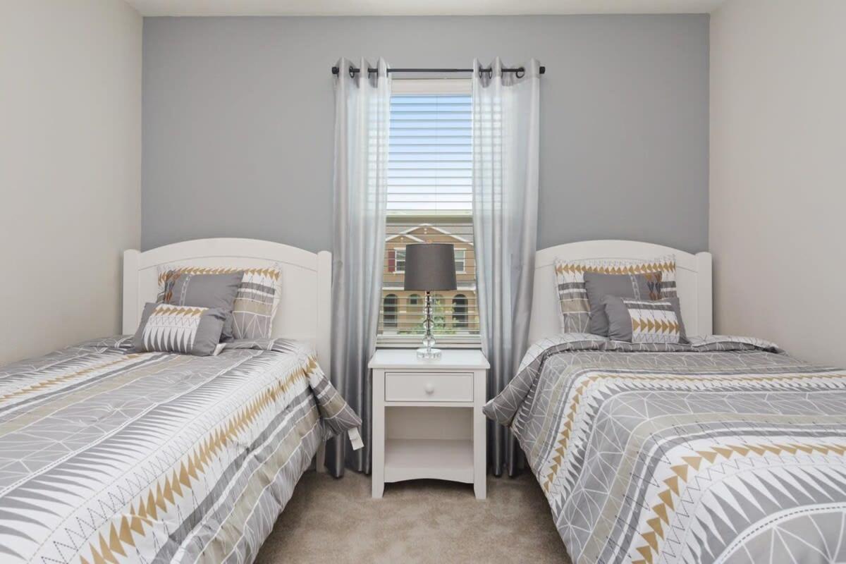 Family Friendly Four Bedrooms 5147A キシミー エクステリア 写真